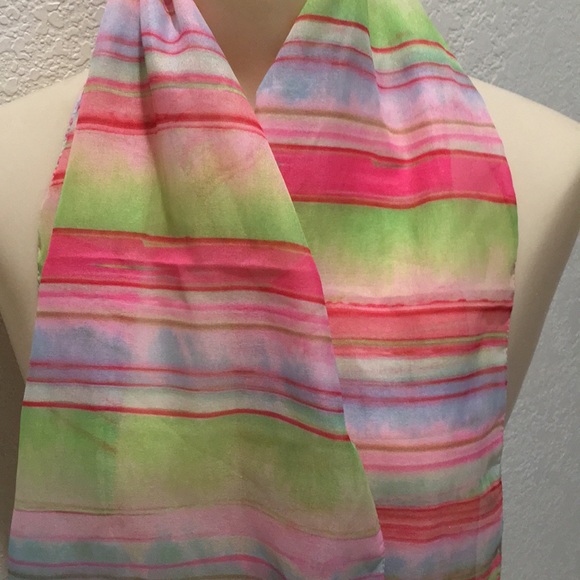 Women’s scarf, beautiful pallet of colors. - Picture 2 of 2